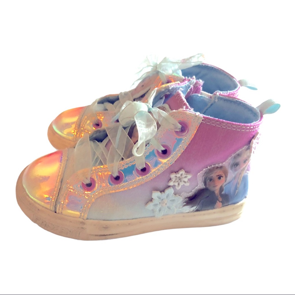 Disney Frozen Two Toddlers shoes - Picture 1 of 6